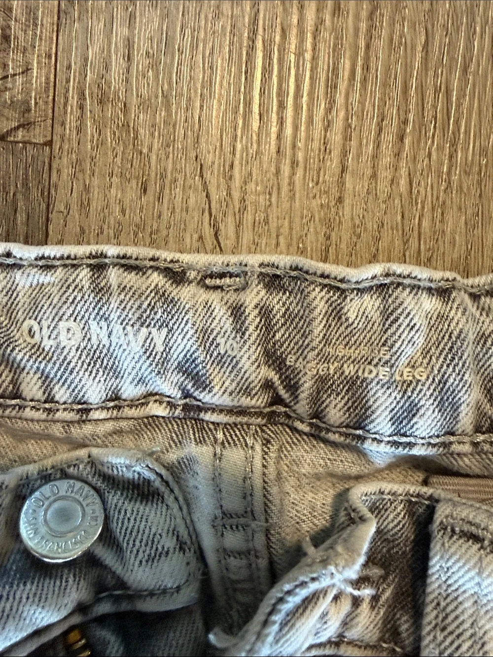 Old Navy Light Gray Straight-Leg Kids Jeans